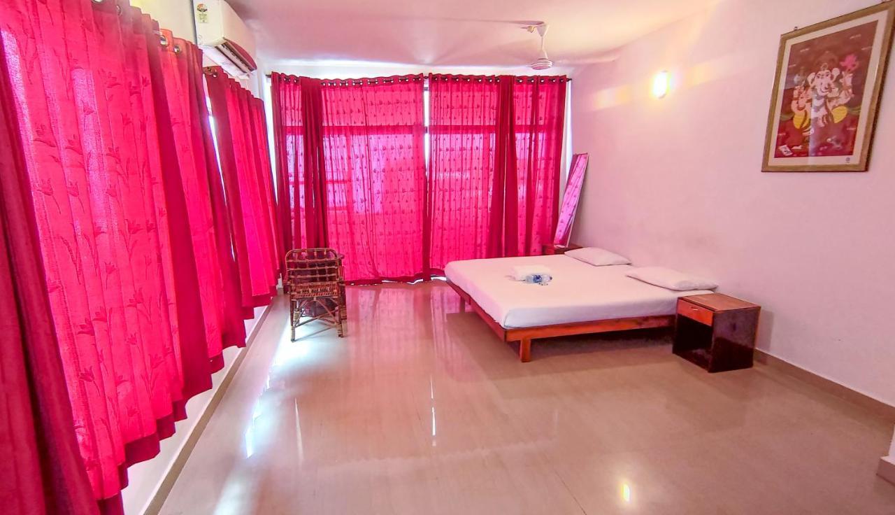 Packbag Beach Hotel Ковалам Екстер'єр фото